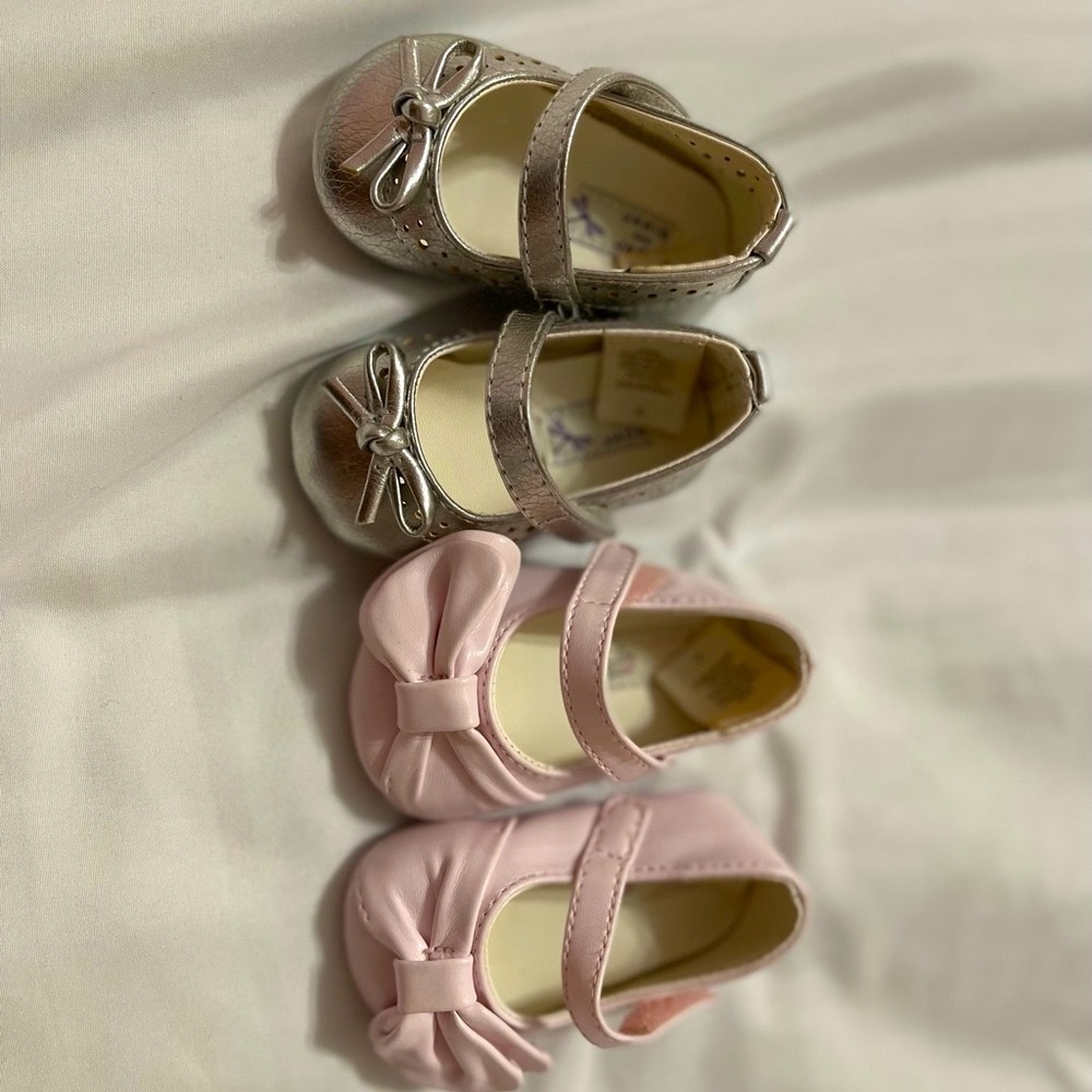 Size 0 shoes Janie and Jack